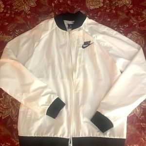 COPY - Men’s Nike jacket - large